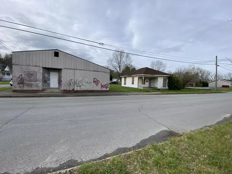 508 Maple ST, Johnson City, TN 37601