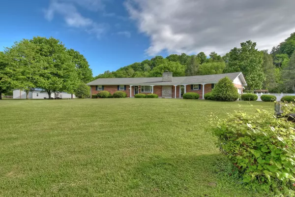 Elizabethton, TN 37643,511 Crowe Bottom CIR