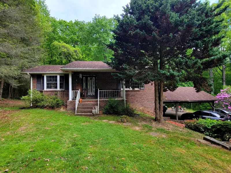2647 Alpine DR, Coeburn, VA 24230