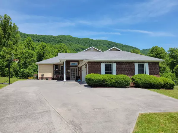 Big Stone Gap, VA 24219,3016 Arise Valley RD