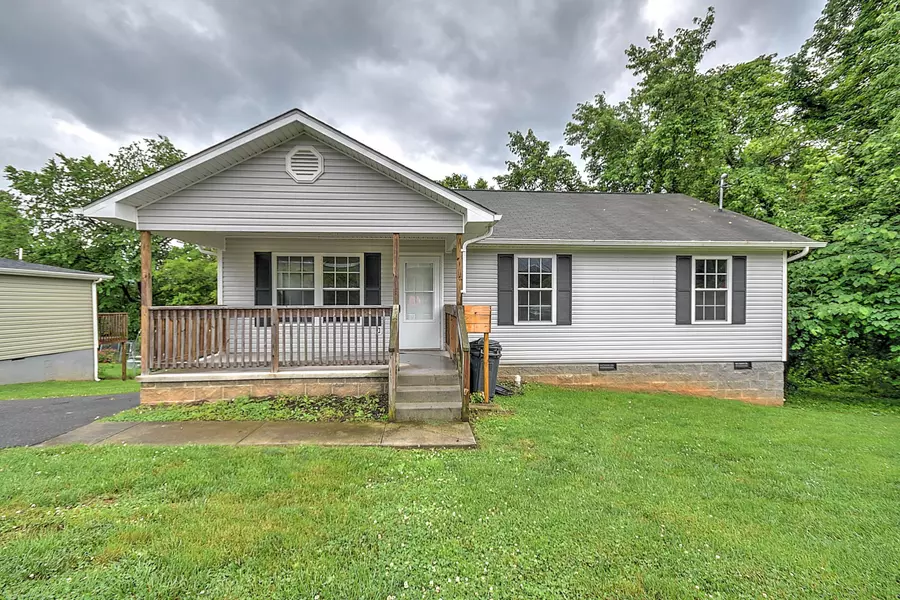 126 Grandview ST, Church Hill, TN 37642