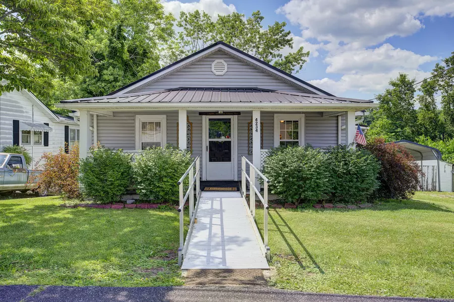 4234 Bluff City Hwy HWY, Bluff City, TN 37618