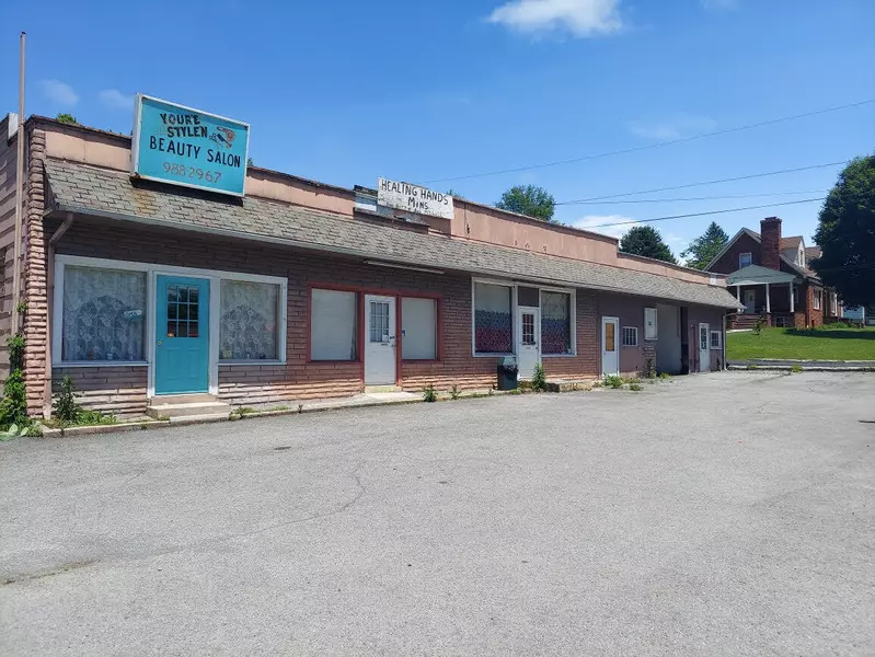 195 Riverside DR, North Tazewell, VA 24630