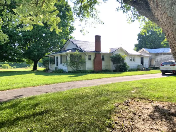 527 Hairetown RD, Jonesborough, TN 37659