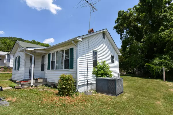 306 N. Armstrong St, Rogersville, TN 37857