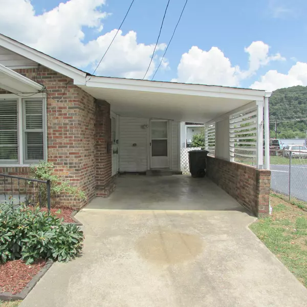 Elizabethton, TN 37643,907 Maple ST