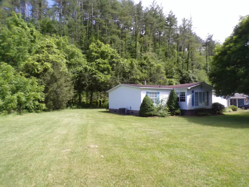 12530 Highway 67, Butler, TN 37640