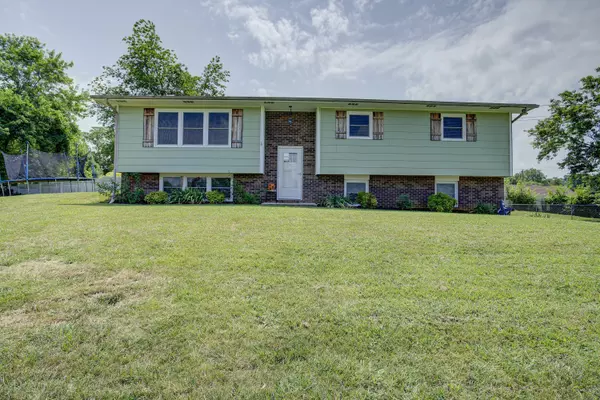 213 Bear Track RD, Jonesborough, TN 37659