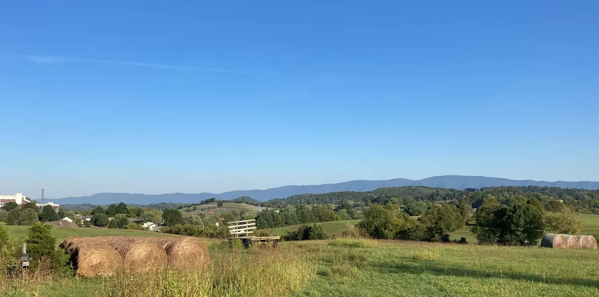 3573 Highway 394, Bluff City, TN 37618