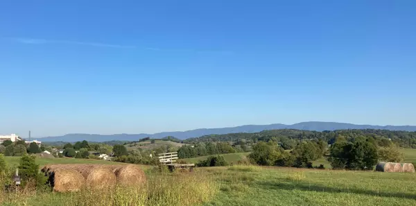 Bluff City, TN 37618,3573 Highway 394