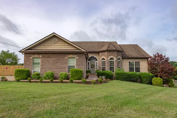 552 Walkers Bend RD, Gray, TN 37615