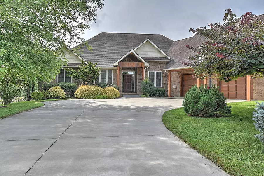 151 Springwinds LOOP, Johnson City, TN 37601