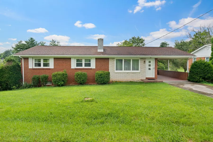 72 Central AVE, Lebanon, VA 24266