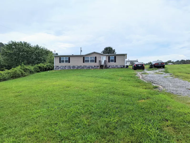 1079 Anderson LOOP, Greeneville, TN 37743