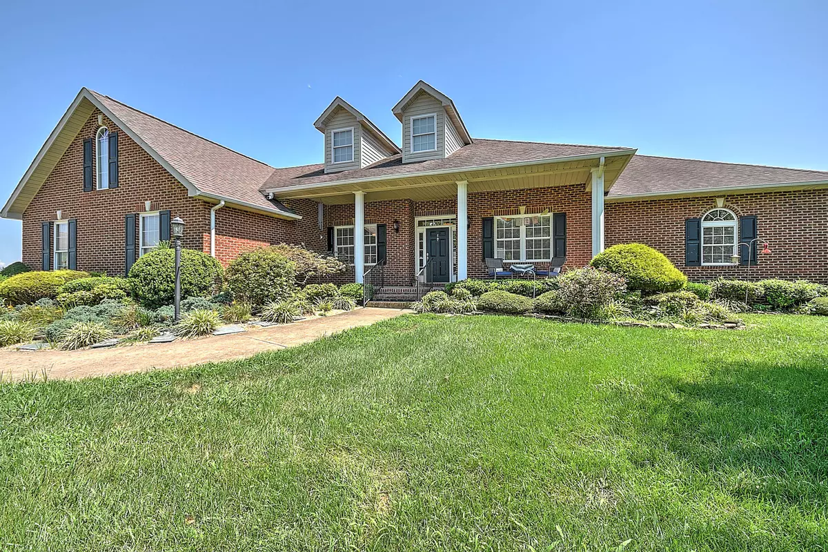 Greeneville, TN 37745,72 Ridgefield CT