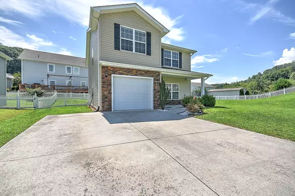 Kingsport, TN 37663,1319 Carrberry CT