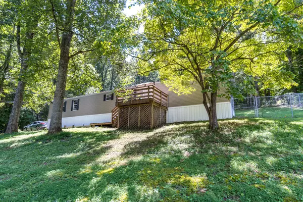 Bluff City, TN 37618,260 Harrington Hollow RD