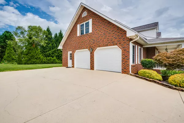 Greeneville, TN 37745,14 Ridgefield CT