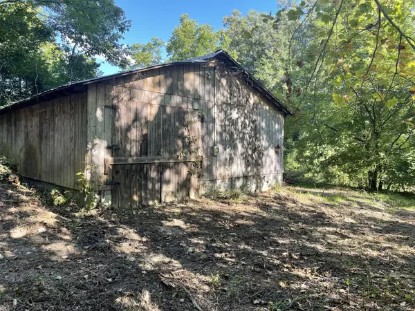 Rogersville, TN 37857,00 Winegar Hollow Rd