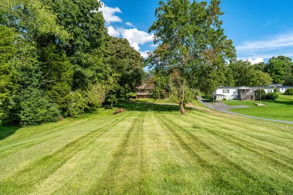 Bluff City, TN 37618,4141 Weaver PIKE