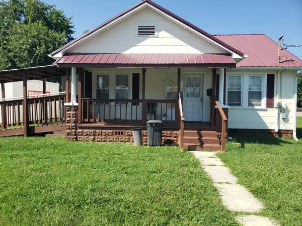 Rogersville, TN 37857,204 Hillcrest ST