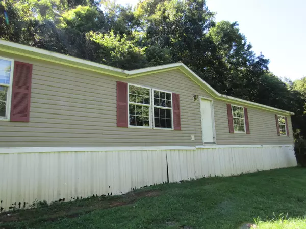 221 Cripple Creek LOOP, Watauga, TN 37694