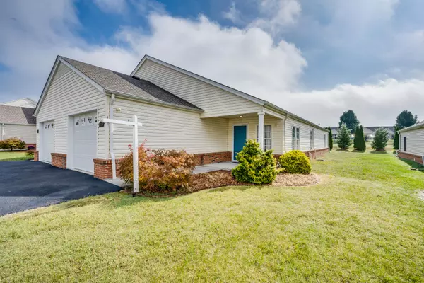 Kingsport, TN 37660,1413 Lodge Pine Walk WALK #1413