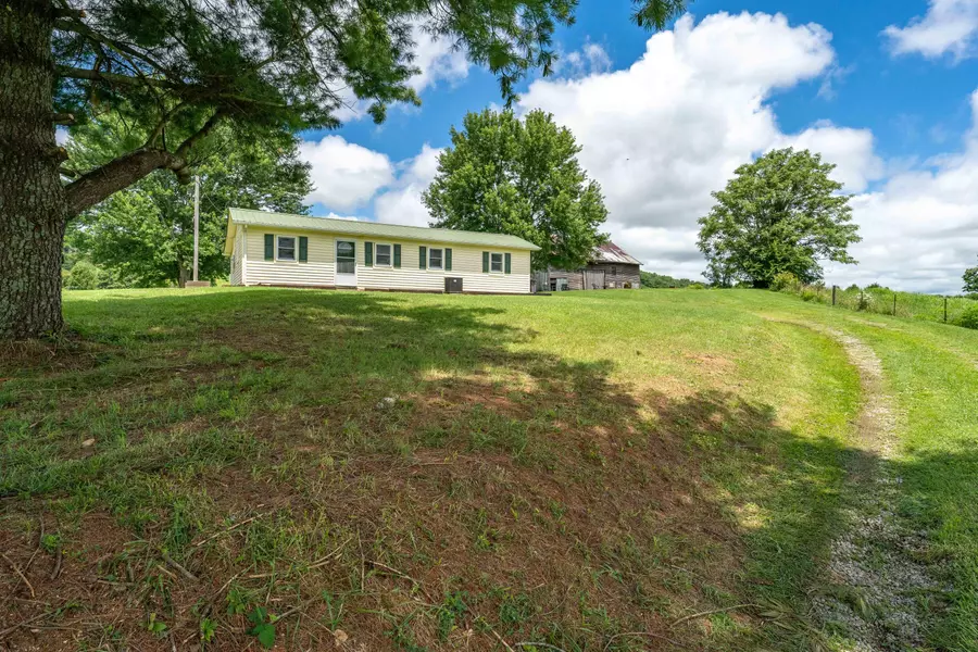 40 Armstrong RD, Limestone, TN 37681