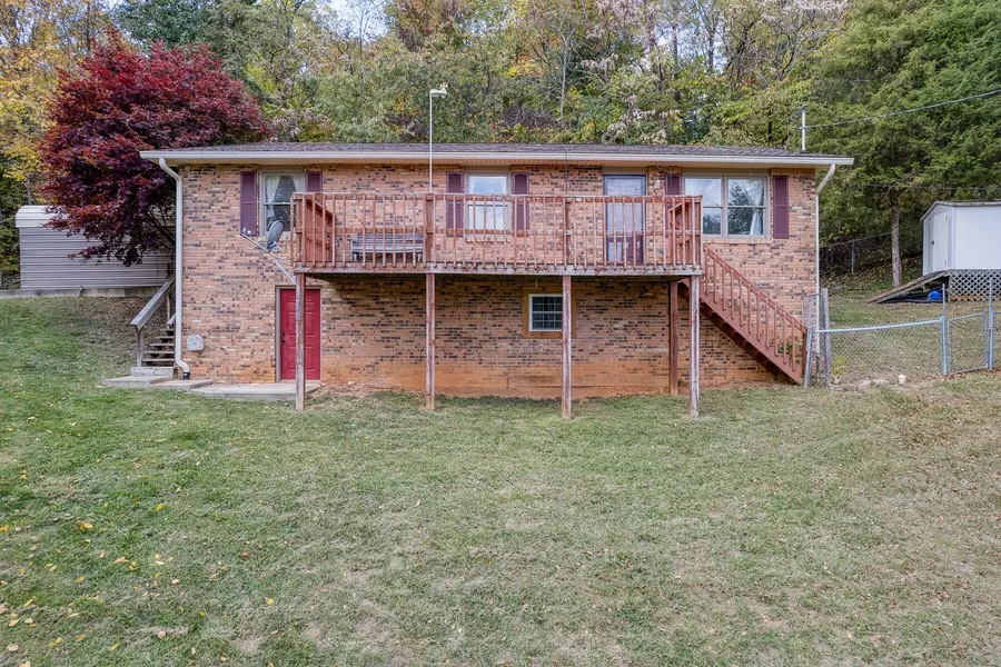 423 Arrow CIR, Kingsport, TN 37664