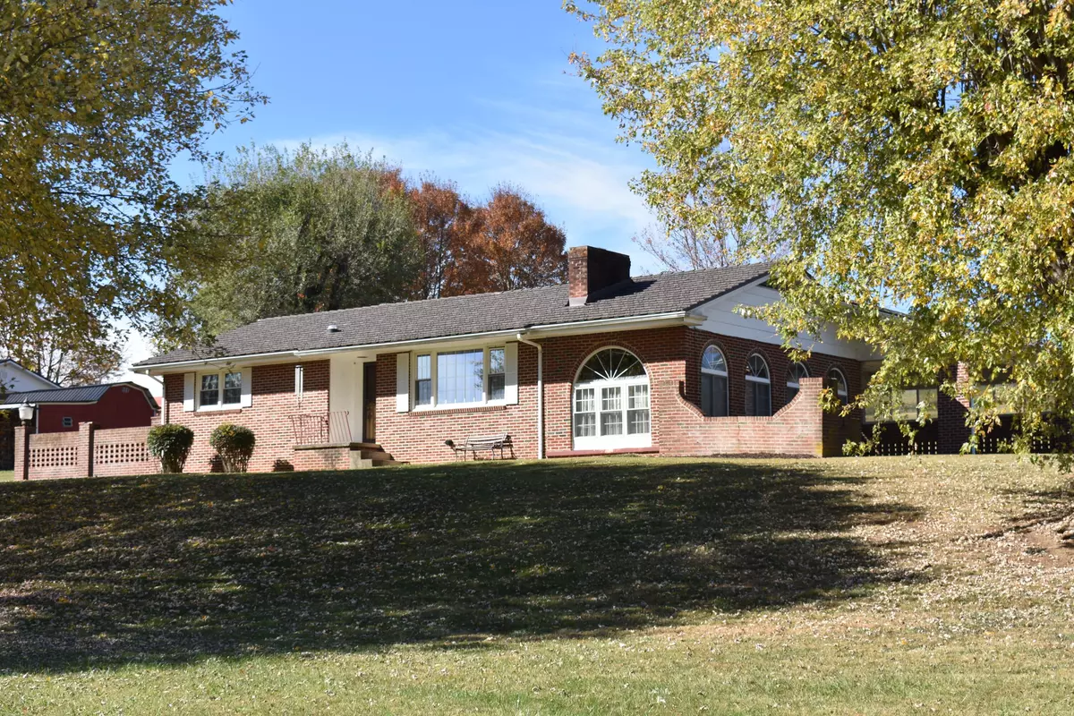 Jonesborough, TN 37659,147 Parsons CIR