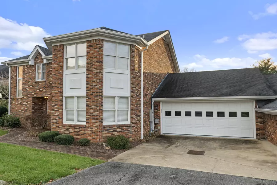 104 Leprechaun WAY, Bristol, TN 37620