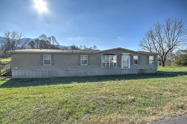 Johnson City, TN 37604,174 Spice Hollow RD