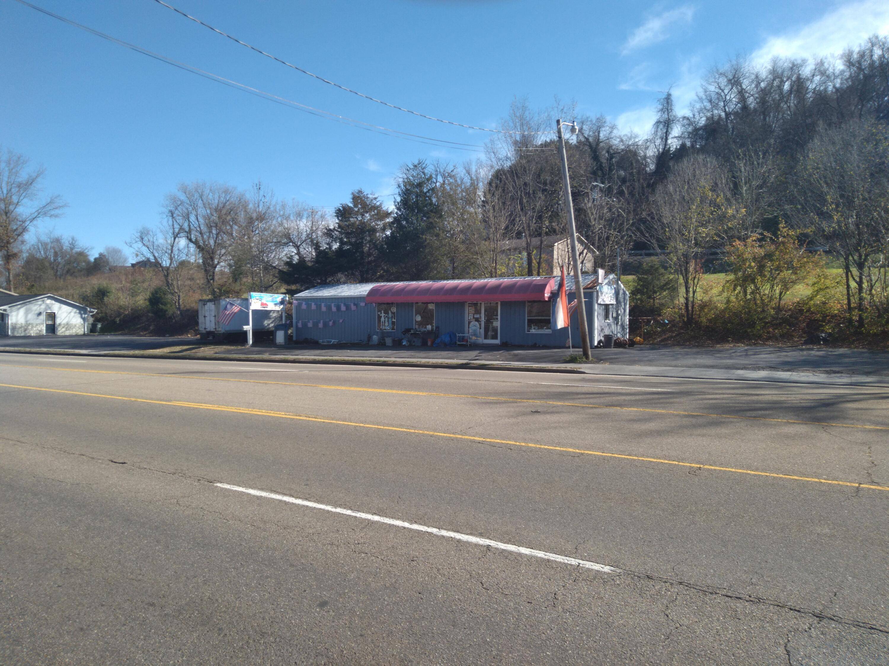 Elizabethton, TN 37643,1846 Elk AVE