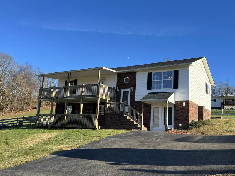 450 Smoots BR, Cleveland, VA 24225