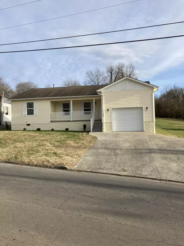 Elizabethton, TN 37643,1006 Bluefield AVE