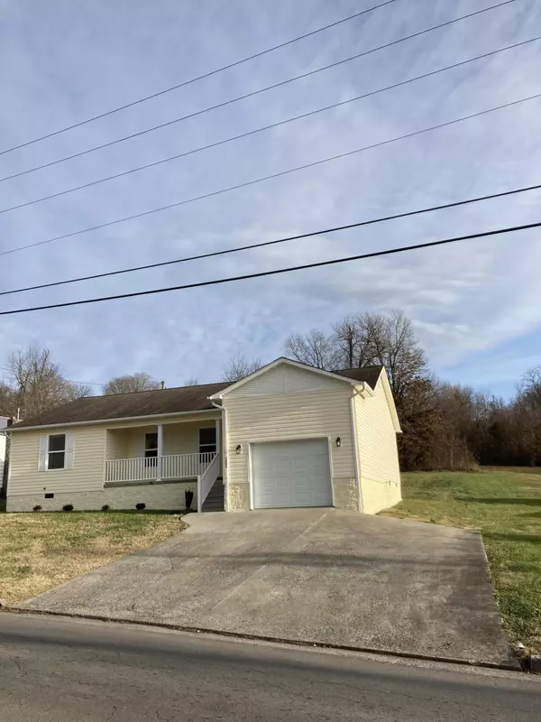 Elizabethton, TN 37643,1006 Bluefield AVE