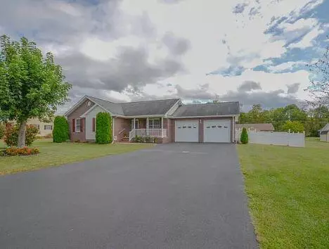 140 Camelot CT, Elizabethton, TN 37643