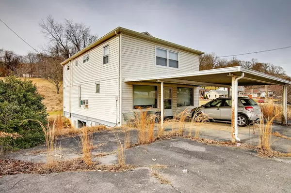 Mount Carmel, TN 37645,111 Independence AVE