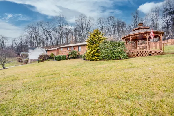 Blountville, TN 37617,285 Spurgeon RD