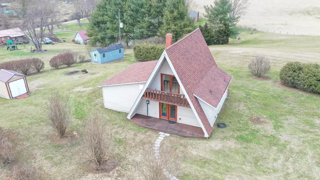 338 Duncan LN, Chilhowie, VA 24319