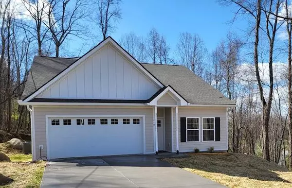 719 Dugger RD, Elizabethton, TN 37643