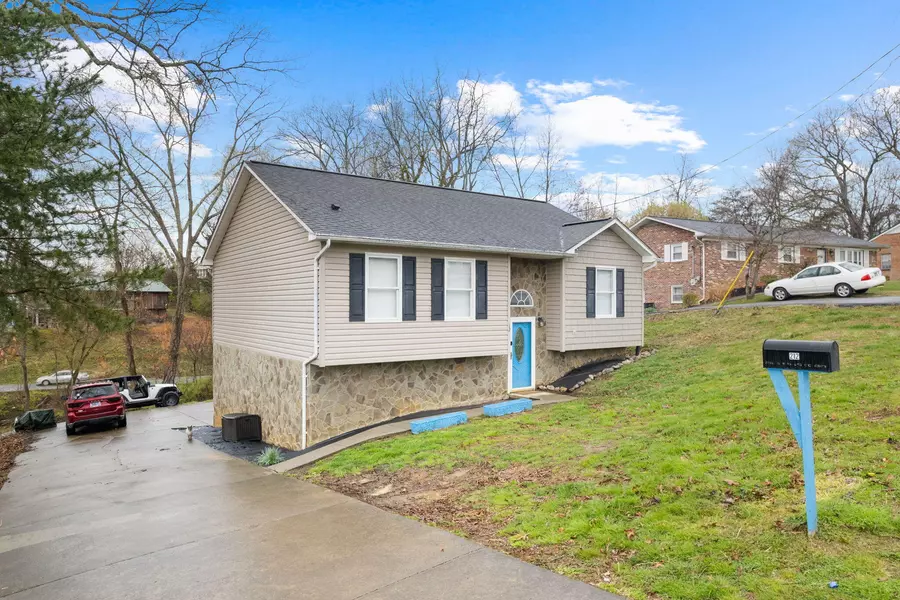 212 Pinecrest DR, Greeneville, TN 37743