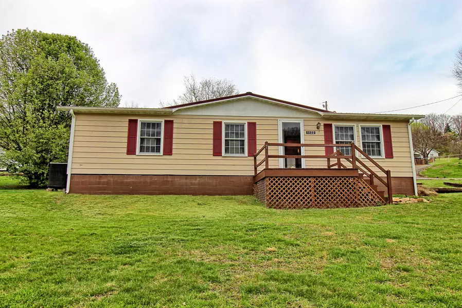 1122 West Jackson ST, Gate City, VA 24251