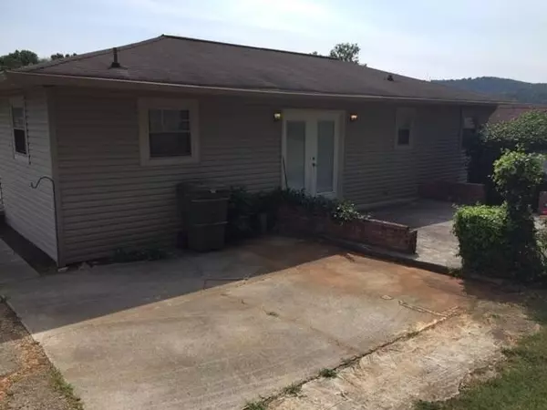 Morristown, TN 37814,1518 Cherokee DR