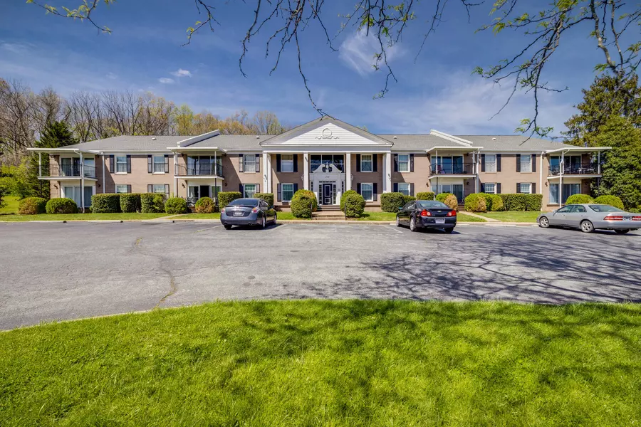 202 University Pkwy #2e, Johnson City, TN 37604