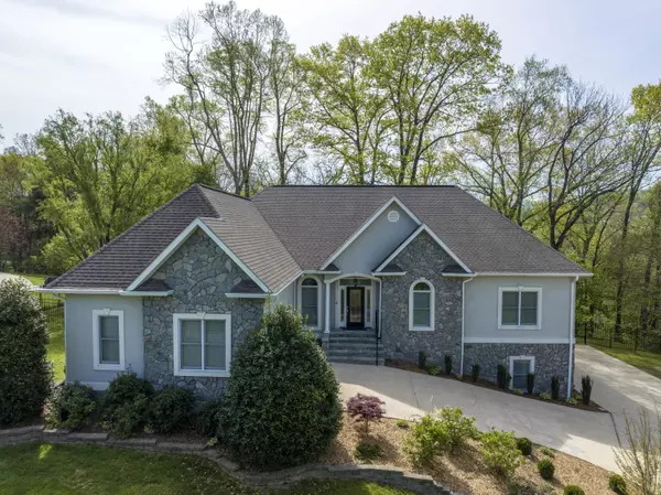 108 Stonebrook LOOP, Elizabethton, TN 37643