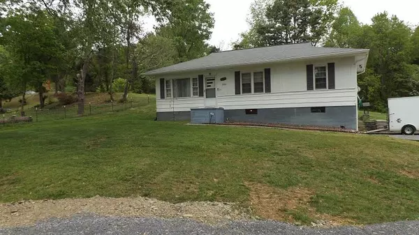 Mount Carmel, TN 37645,320 Dover AVE