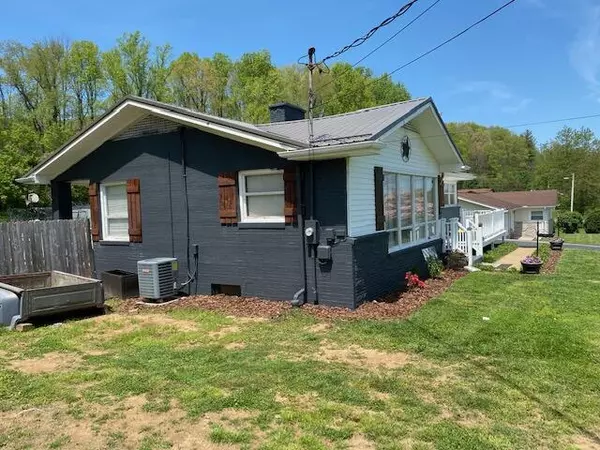 Unicoi, TN 37692,5011 Unicoi DR