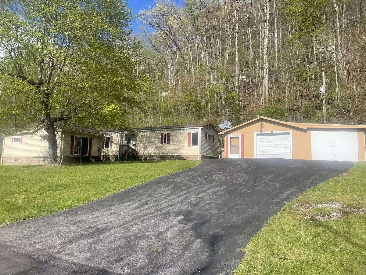 Raven, VA 24639,685 Daw RD