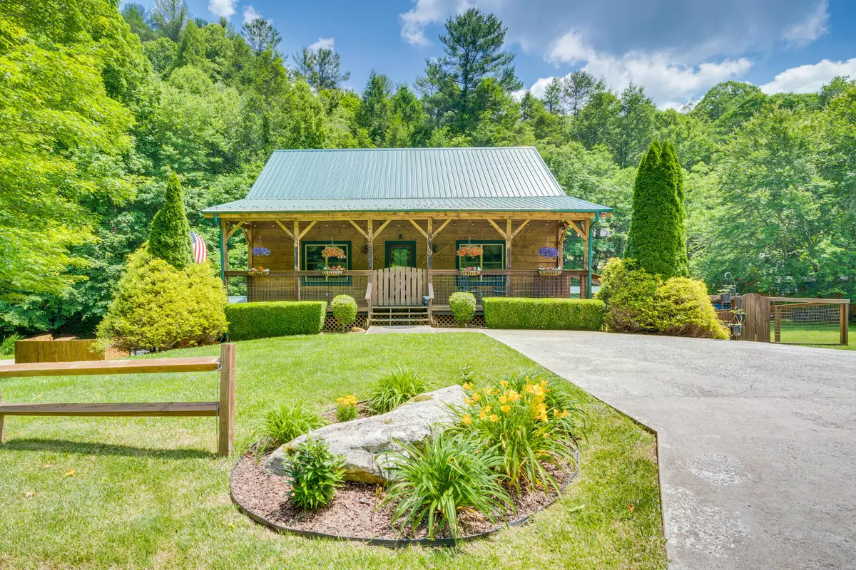 Roan Mountain, TN 37687,145 Sugar Hollow RD